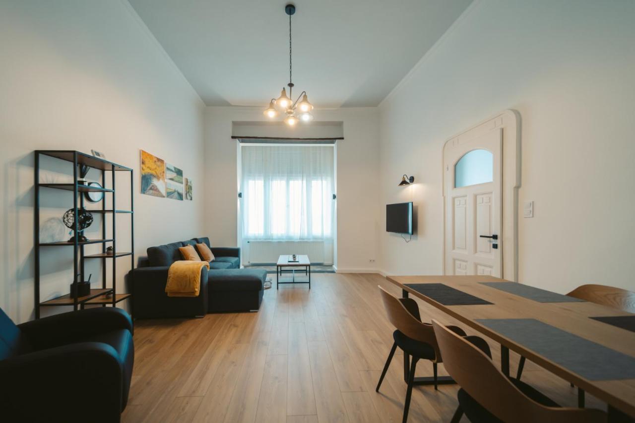 Apartman Volenter Lux Zero *